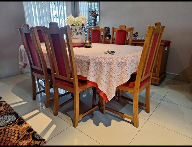 4 BEDROOM HOUSE FOR SALE IN CRAIGIEBURN